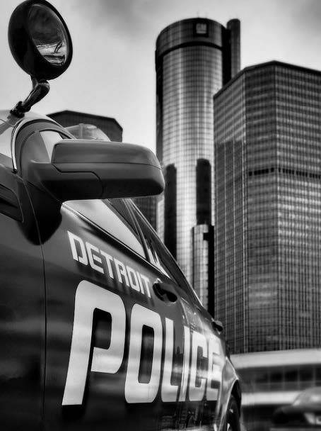 detroit police car